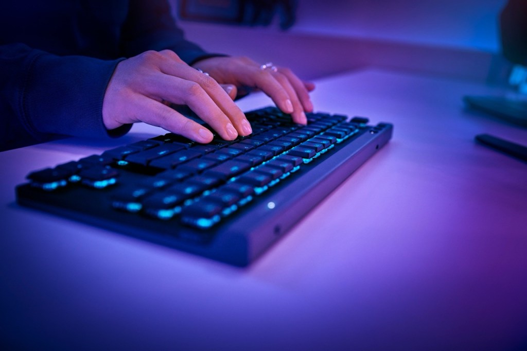 Logitech G perkenalkan keyboard&nbsp;G515